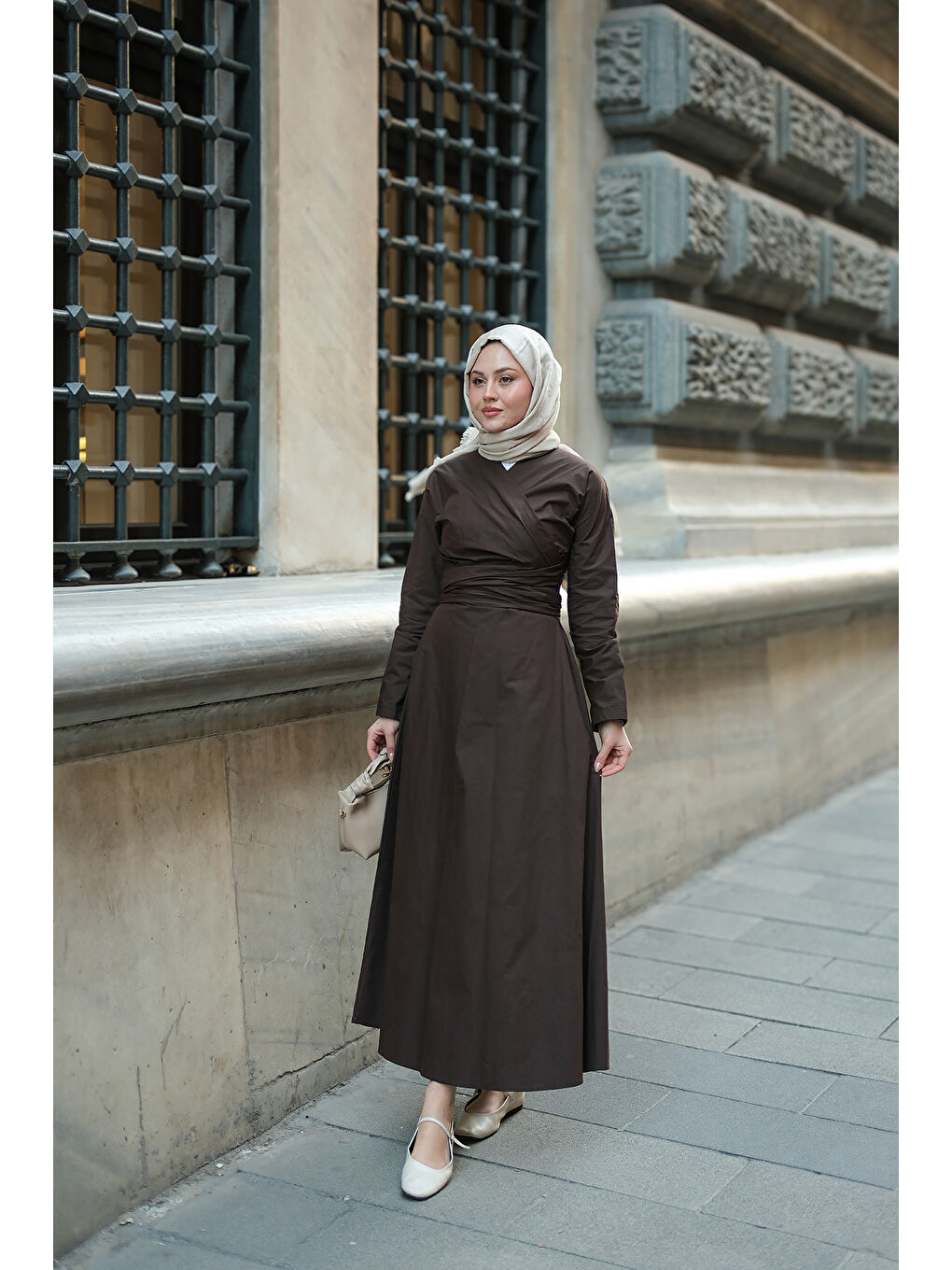 Kadın Kendinden Bağlamalı Poplin Elbise Kahverengi