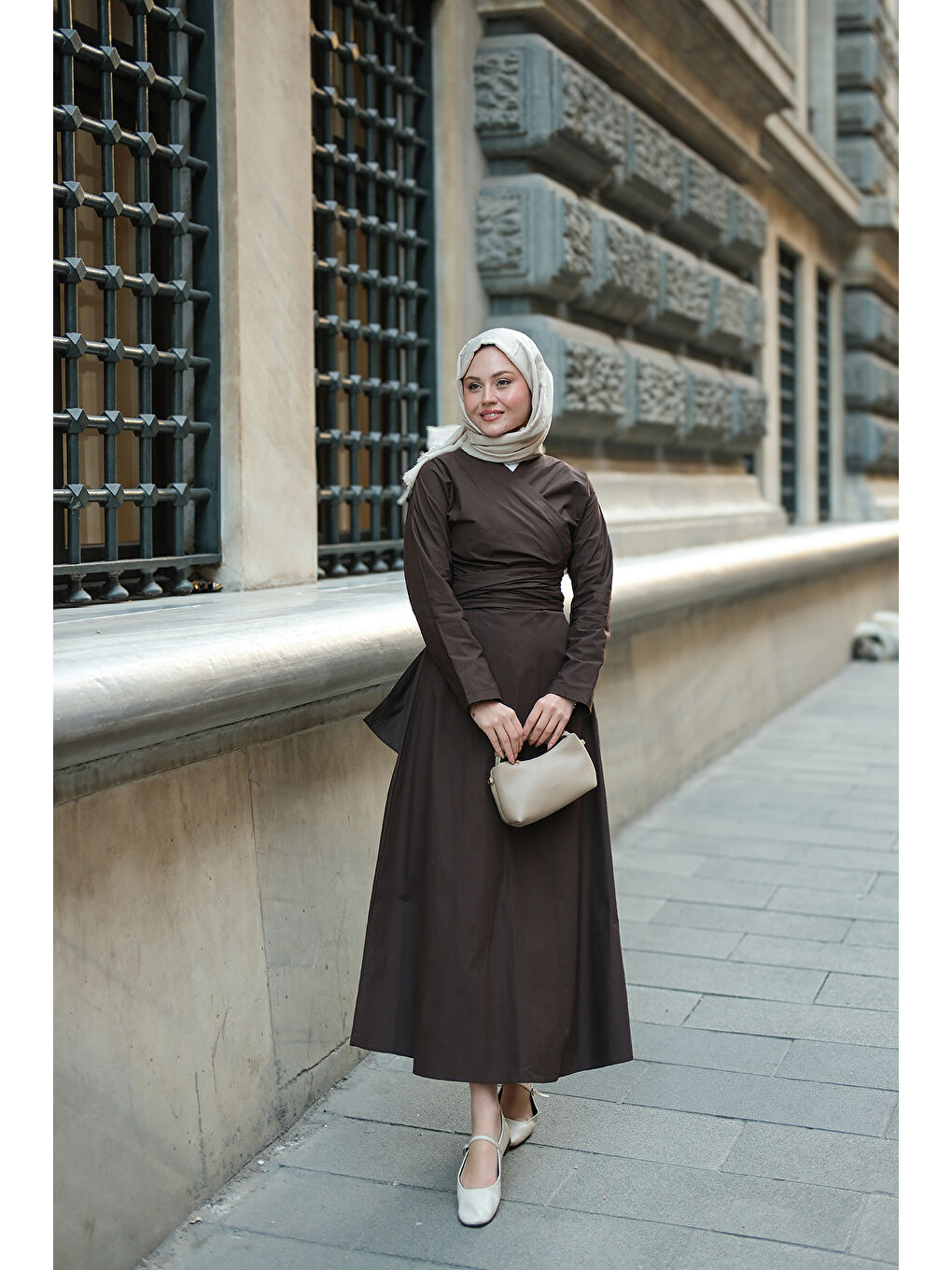 Kadın Kendinden Bağlamalı Poplin Elbise Kahverengi-4