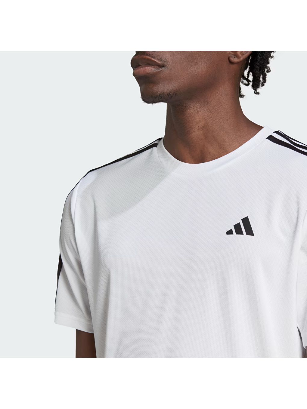 Beyaz Train Essentials Base 3 Stripes Erkek Yuvarlak Yaka Spor Tişört-2