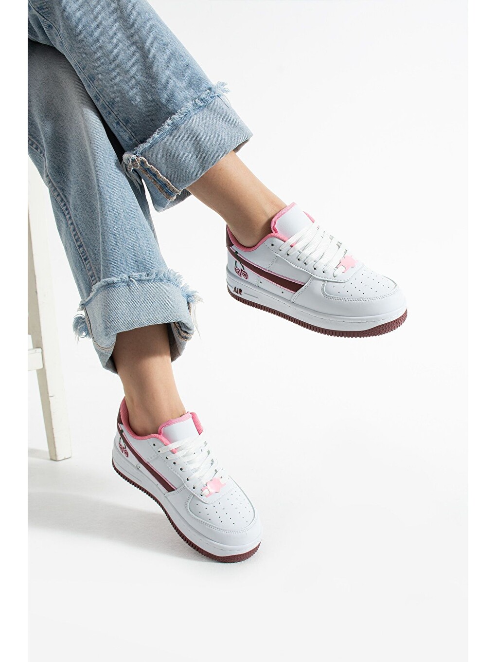 Kiraz Detaylı Pembe Beyaz Sneaker – Kadın Spor Ayakkabı-3