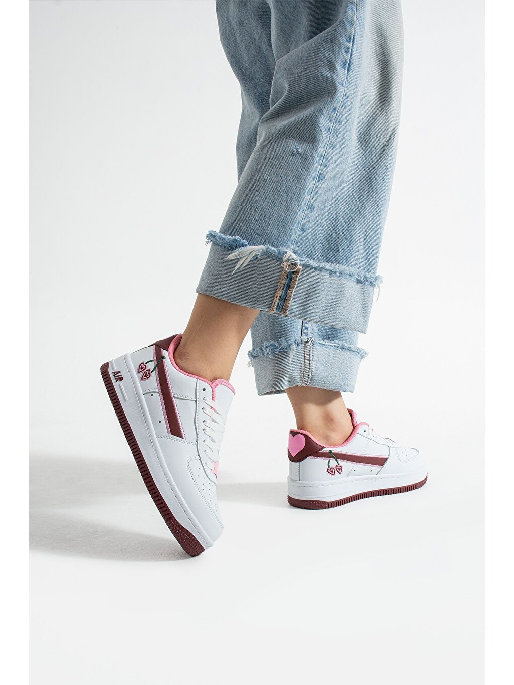 Kiraz Detaylı Pembe Beyaz Sneaker – Kadın Spor Ayakkabı-4