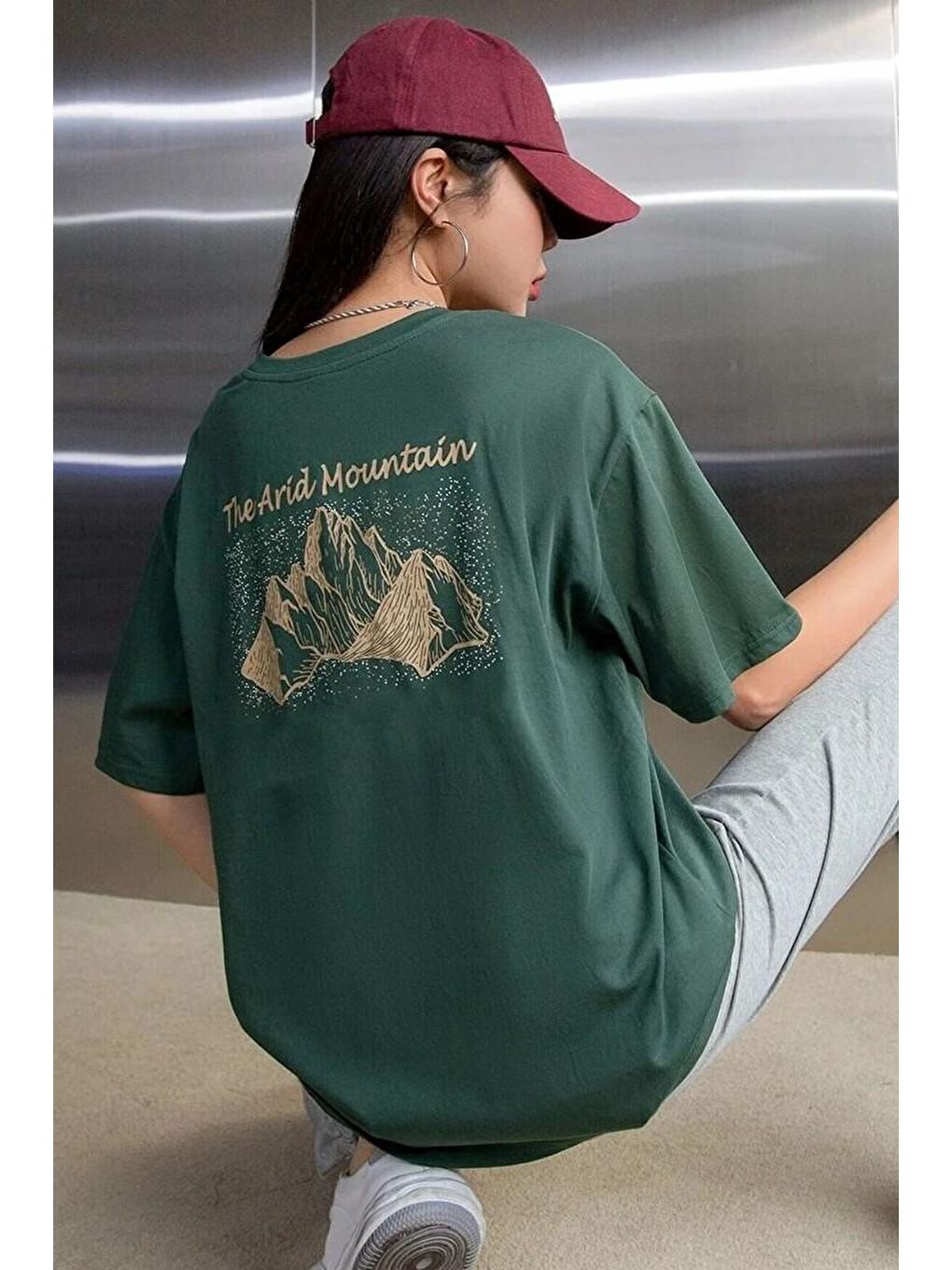 Yeşil Unisex Arid Mountain Baskılı T-shirt-1