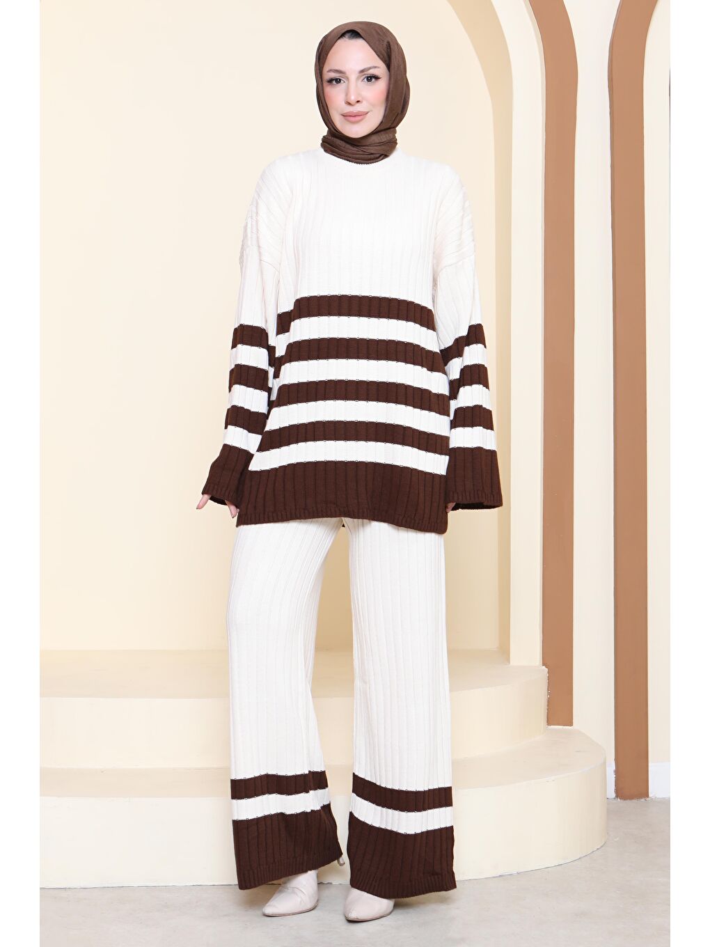 Ekru Çizgili İkili Triko Takım Krem - 27927-KREM-3