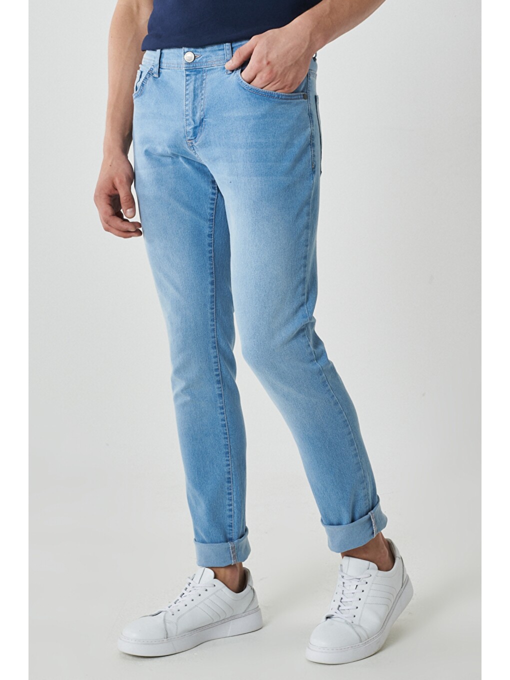 Erkek Buz Mavisi Magic Slim Fit Dar Kesim Esnek Denim Jean Pantolon