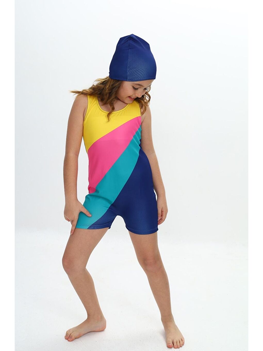 Karışık Kız Çocuk Yüzücü Şortlu ve Boneli Tulum Mayo Takımı 5-16 Yaş 12232-3