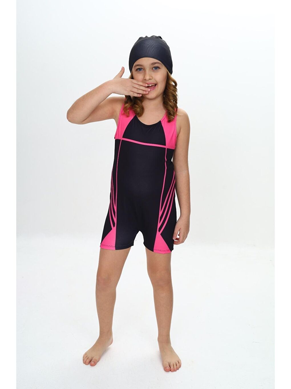Siyah Kız Çocuk Yüzücü Şortlu ve Boneli Tulum Mayo Takımı 5-16 Yaş 12232-1