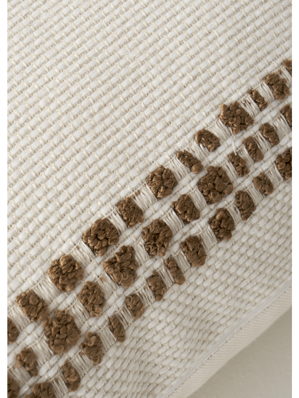 Kahverengi Tassel Dekoratif Kırlent Kılıfı Krem (35x50 cm)-1