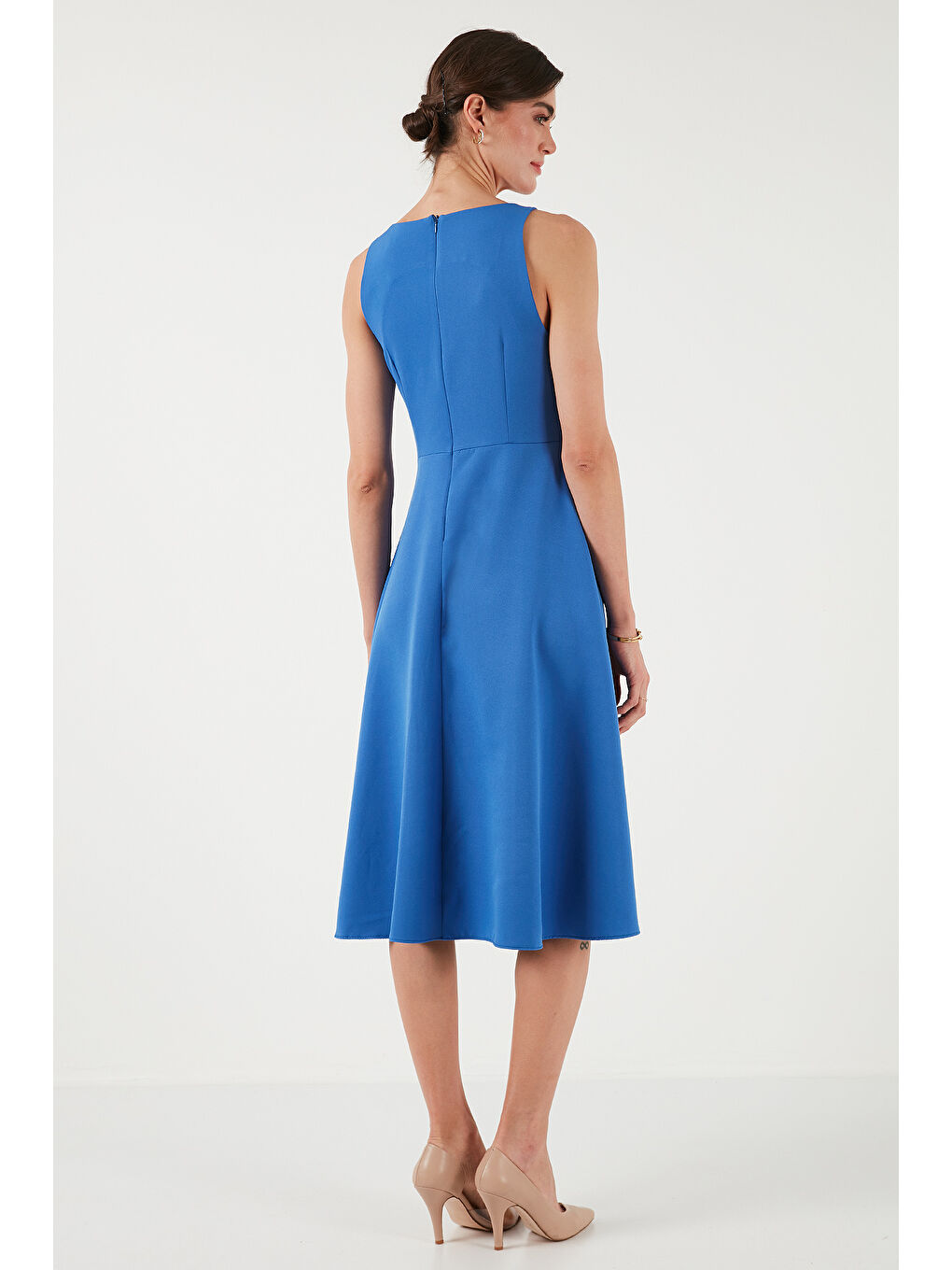 İndigo Regular Fit Bisiklet Yaka Cepli Pileli Midi Boy Kadın Elbise 6111963-6