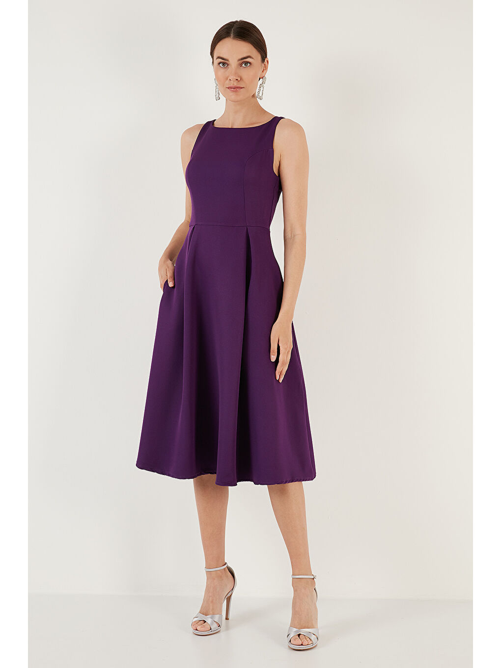 Mor Regular Fit Bisiklet Yaka Cepli Pileli Midi Boy Kadın Elbise 6111963-2