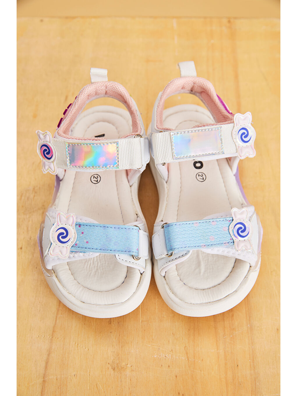 Arial Hafif Kız Okul Öncesi Beyaz Sandalet-1