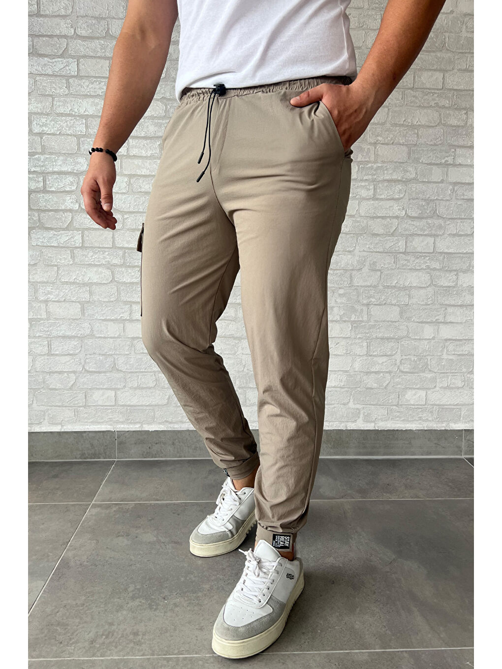 Mishar İtalia Bej Paraşüt Paça Cırtlı Slim Fit Jogger Pantolon - 1