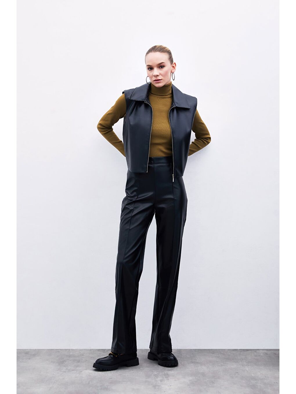 Yüksek Bel Deri Pantolon - Siyah-2