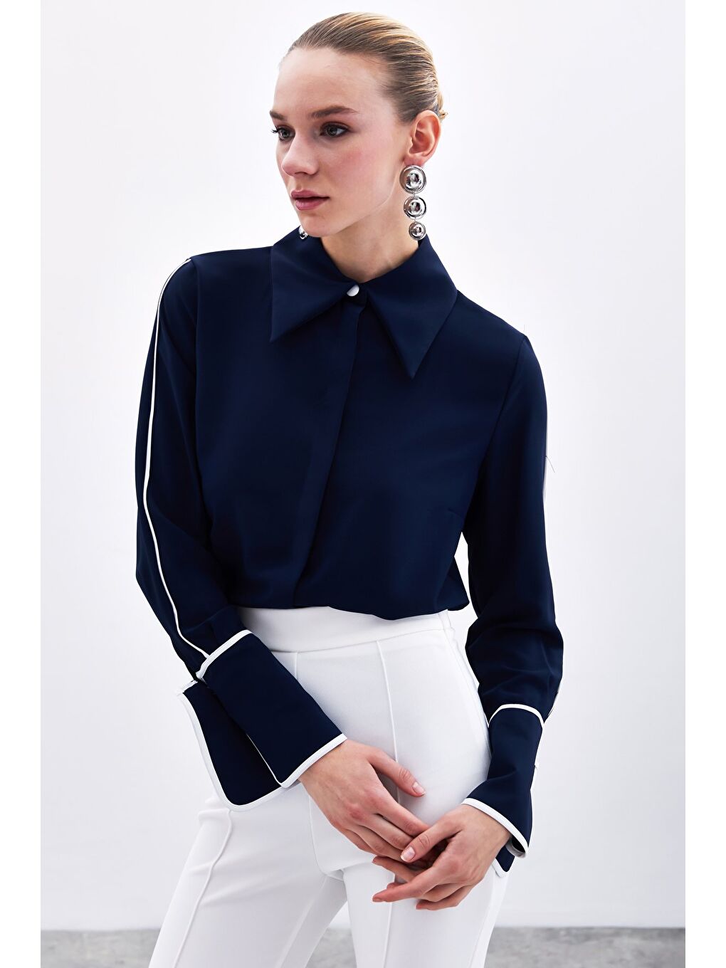 Klasik Manşetli Kontrast Gömlek - Lacivert-2