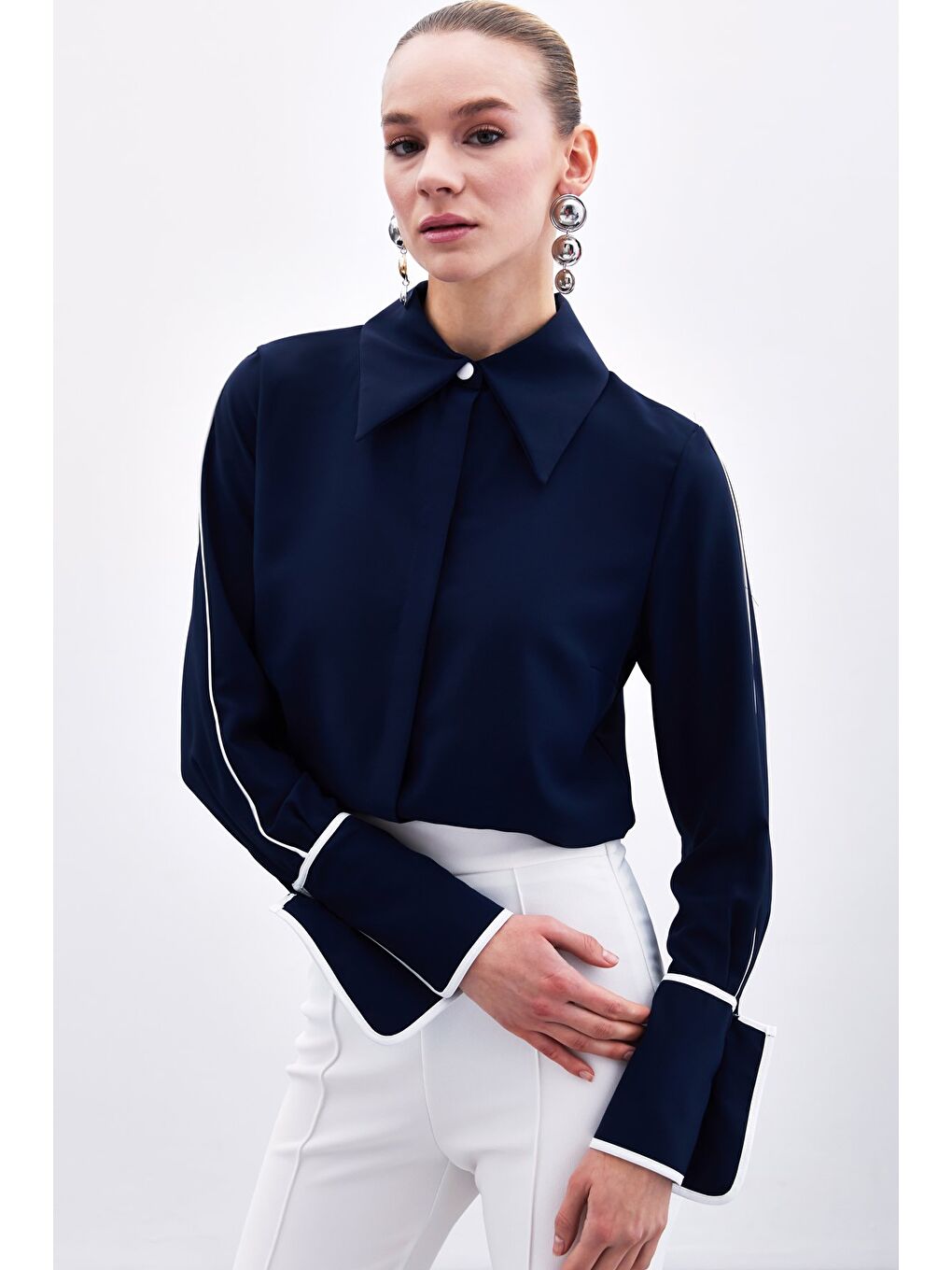 Klasik Manşetli Kontrast Gömlek - Lacivert-3