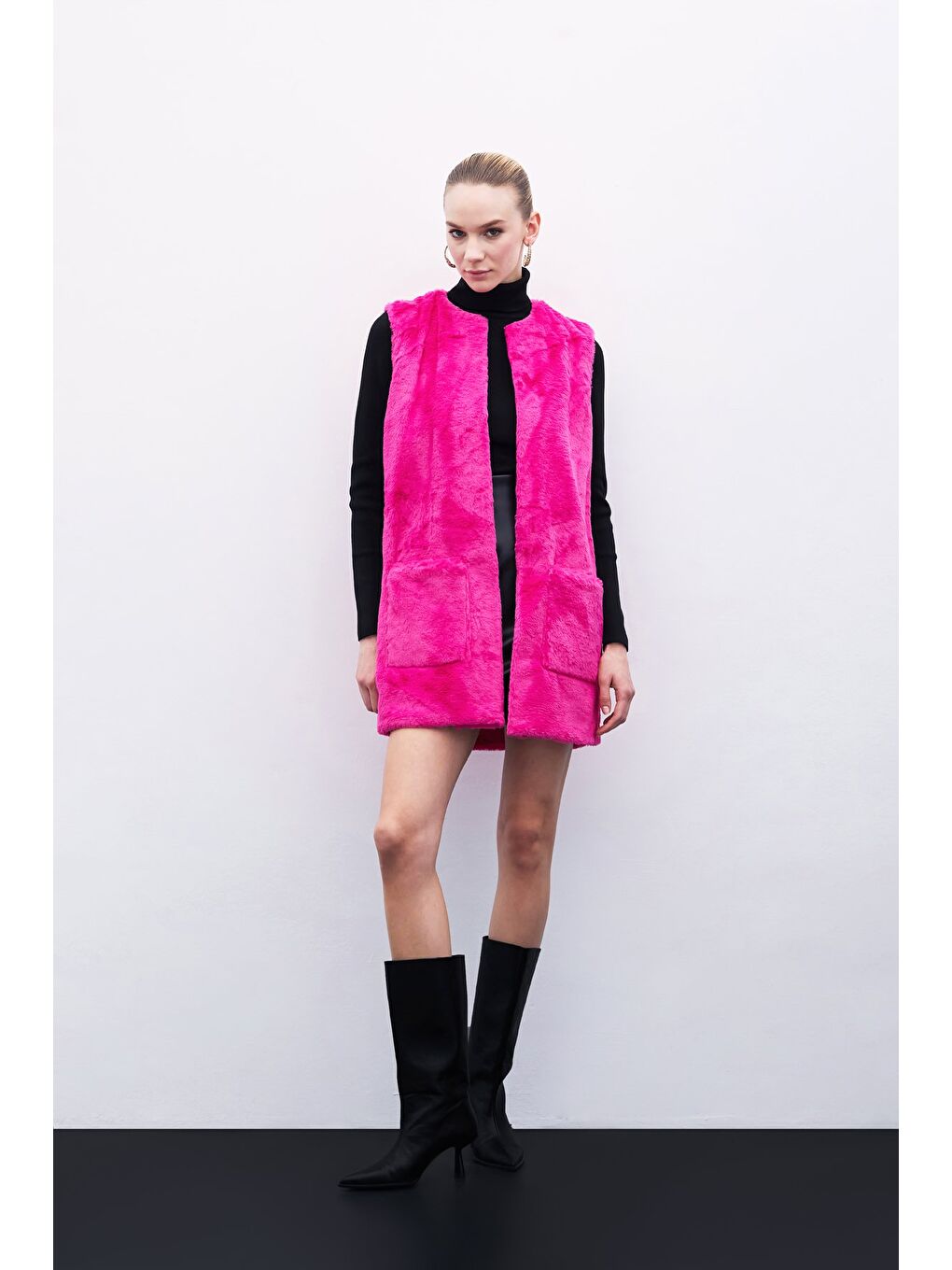 Cep Detaylı Pelüş Yelek - Fuşya