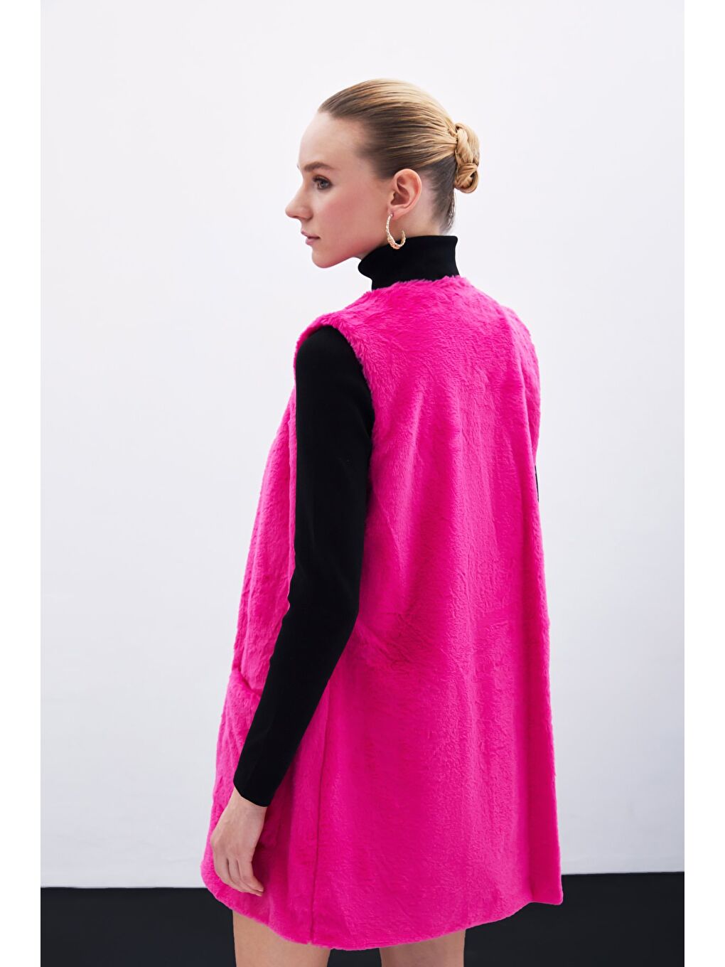 Cep Detaylı Pelüş Yelek - Fuşya-7