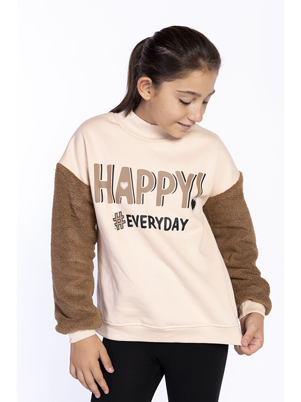 Bej Kız Çocuk Pelüş Detaylı Baskılı Sweatshirt