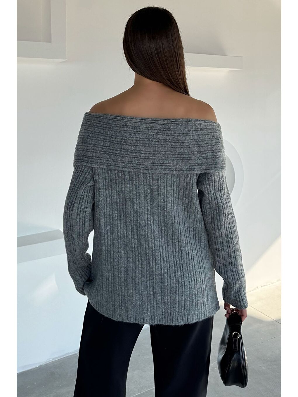 Gri Kadın Madonna Yaka Kendinden Çizgi Desenli Triko Bluz-3