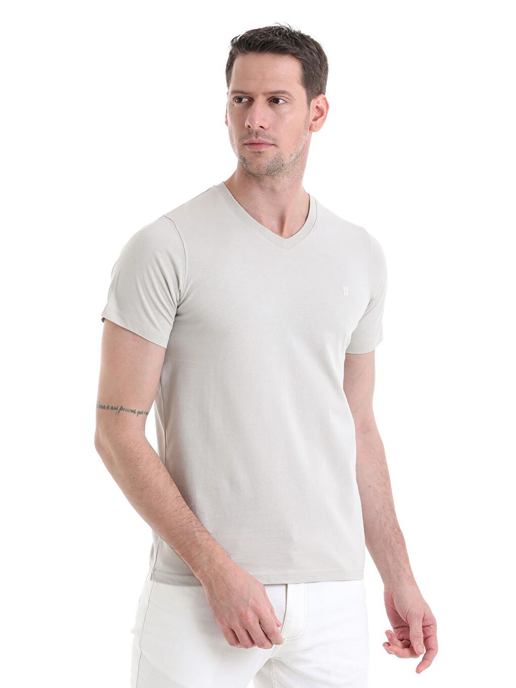 Ekru Regular Fit Düz 100% Pamuklu V Yaka Tişört-3
