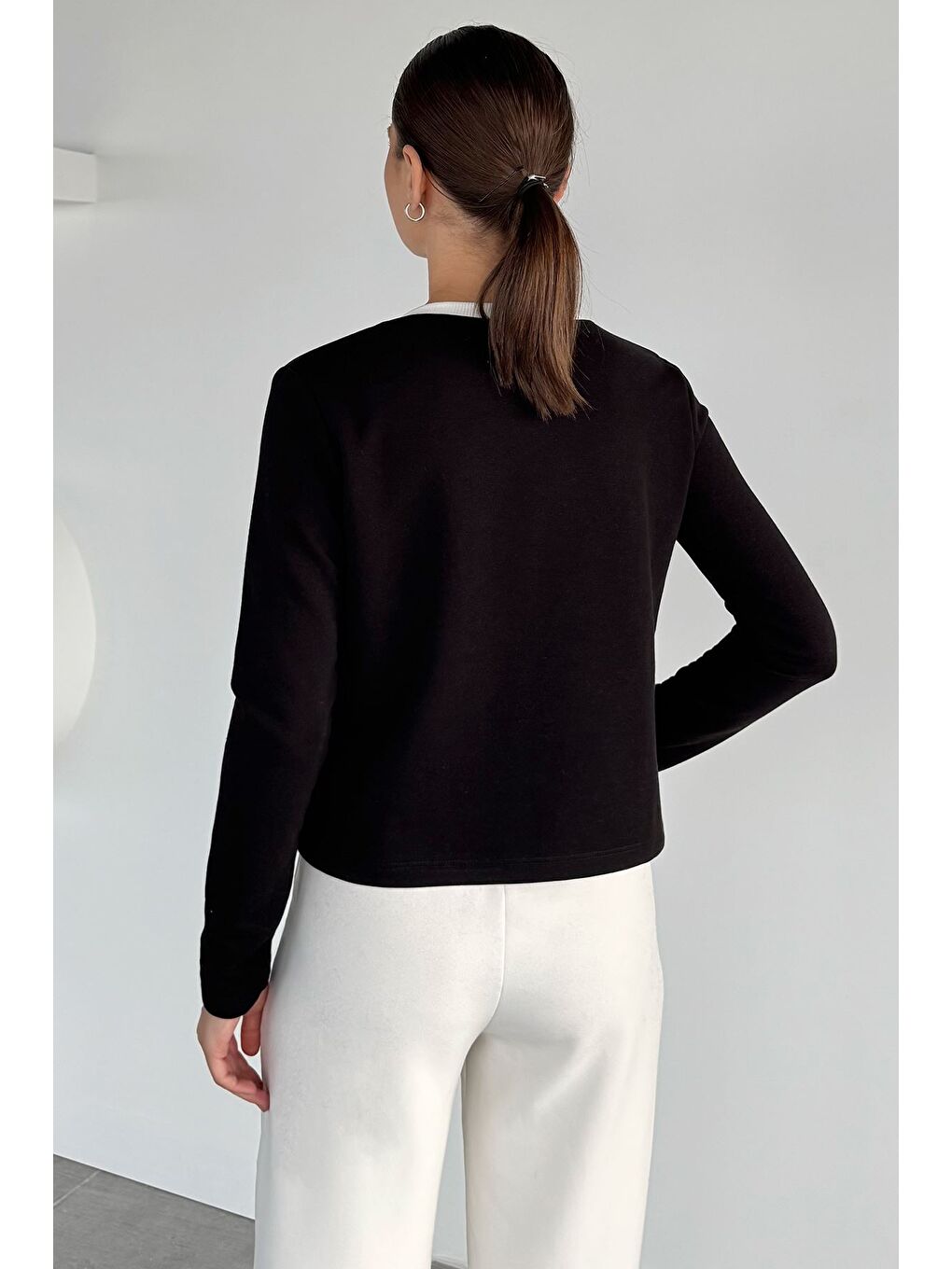 Siyah Kadın Yaka Şeritli Bisiklet Yaka Sweatshirt-2