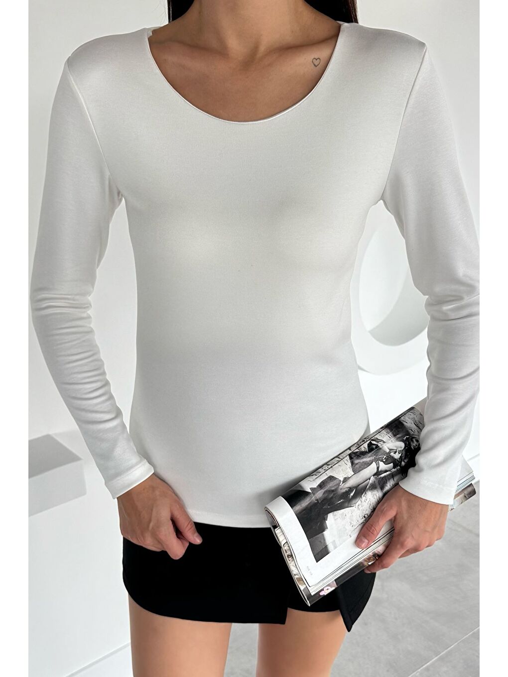 Ekru V Yaka Basıc Bluz-1