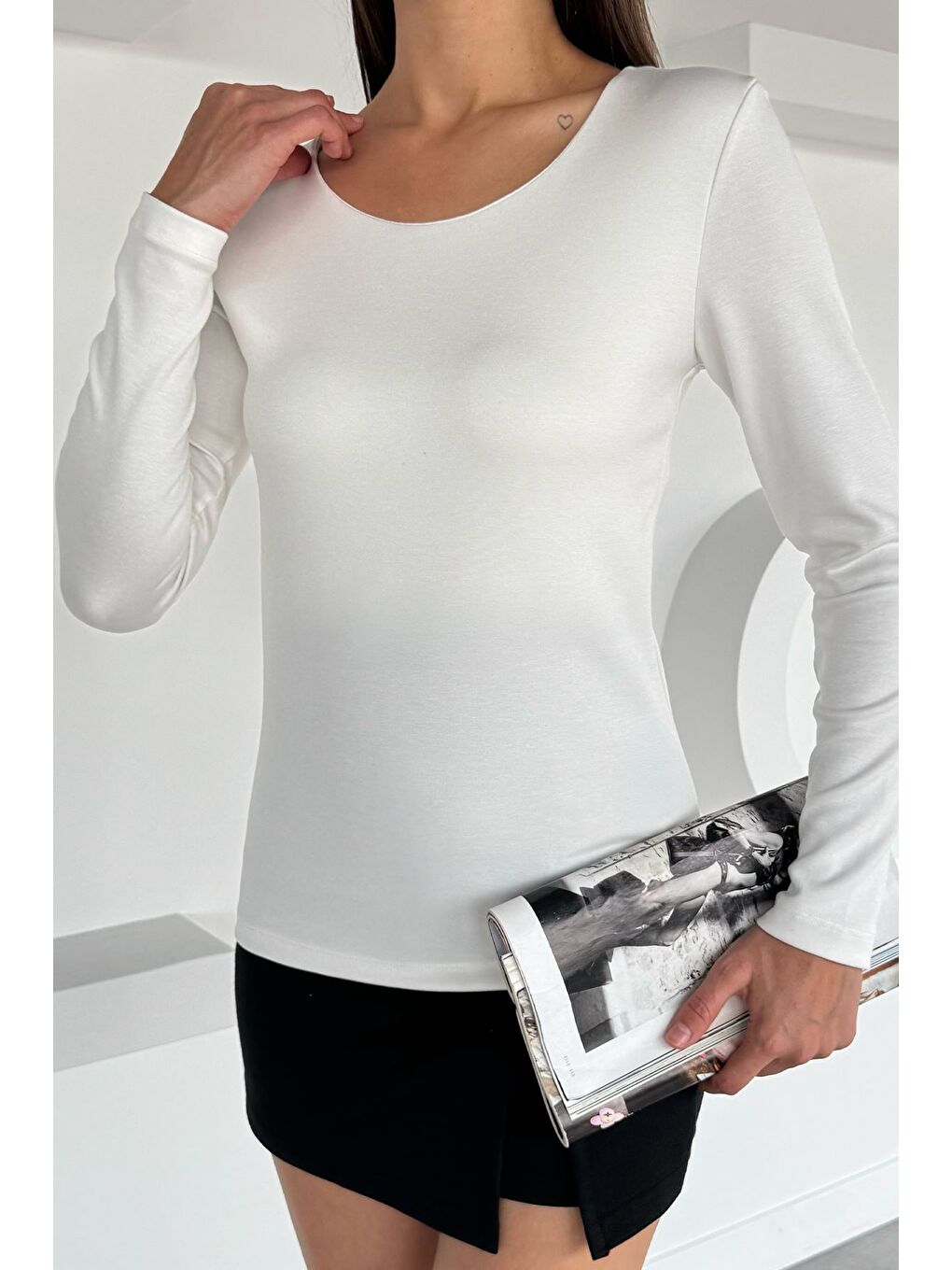 Ekru V Yaka Basıc Bluz-2