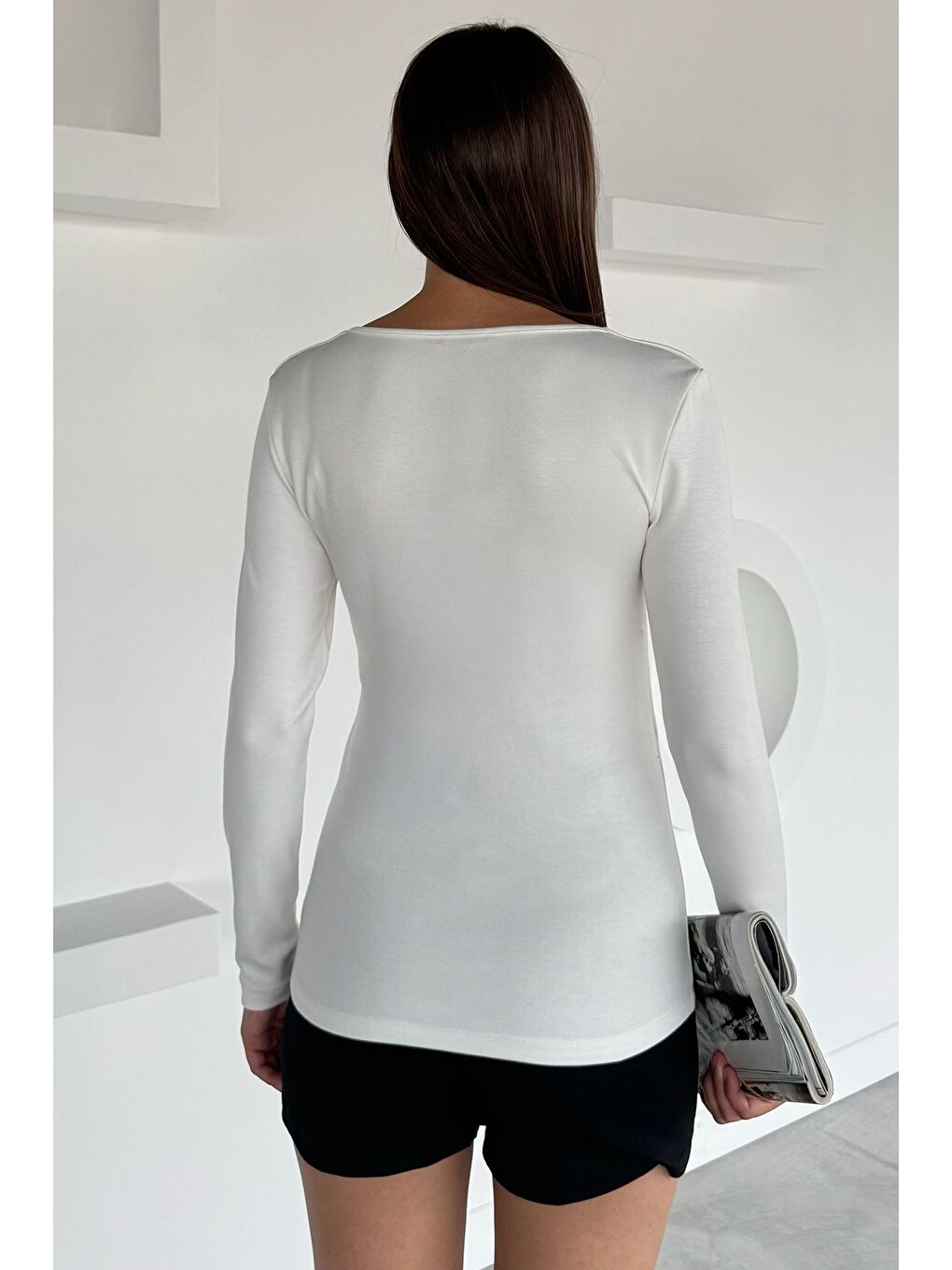 Ekru V Yaka Basıc Bluz-3