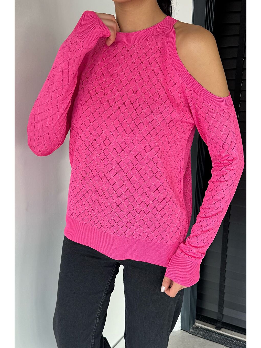 Fuşya Omuz Dekolteli Kadın Triko Bluz-2