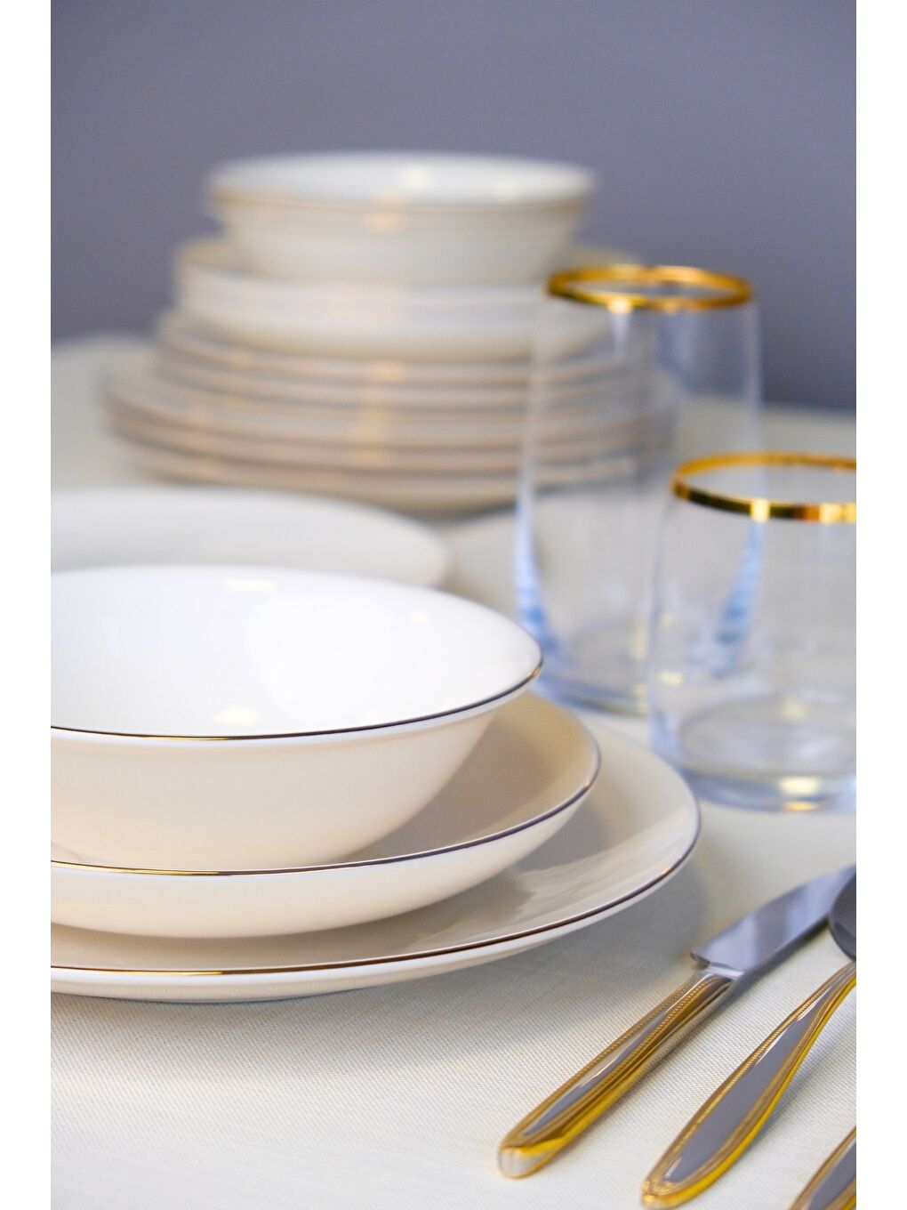 Beyaz Chic Altın Yaldız Porselen Yemek Takımı 24 Parça 6 Kişilik-1