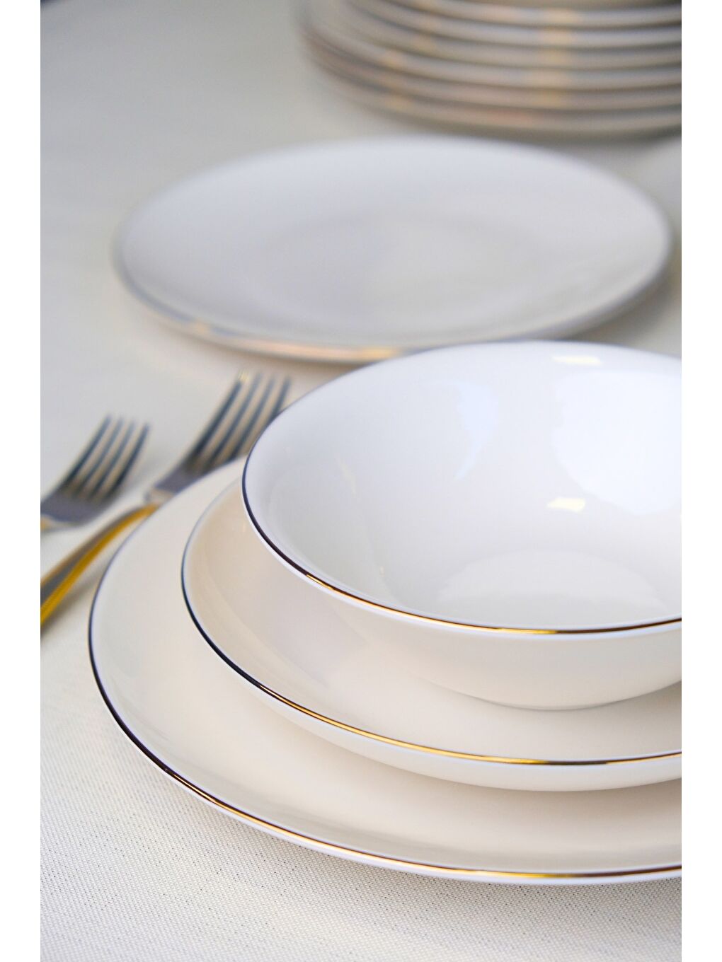 Beyaz Chic Altın Yaldız Porselen Yemek Takımı 24 Parça 6 Kişilik-2
