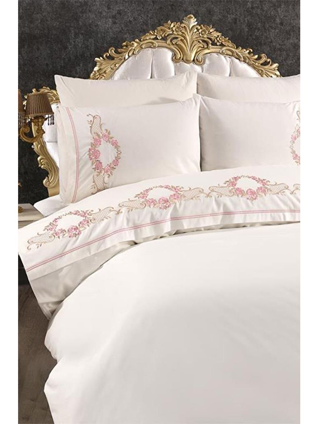 Karışık Rose Nakışlı 6 Parça Nevresim Takımı Krem