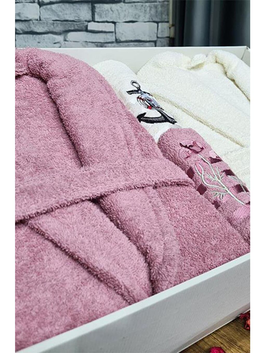 Karışık Çeyizlik Aile Bornoz Seti 4 Parça Gül Kurusu Krem-3