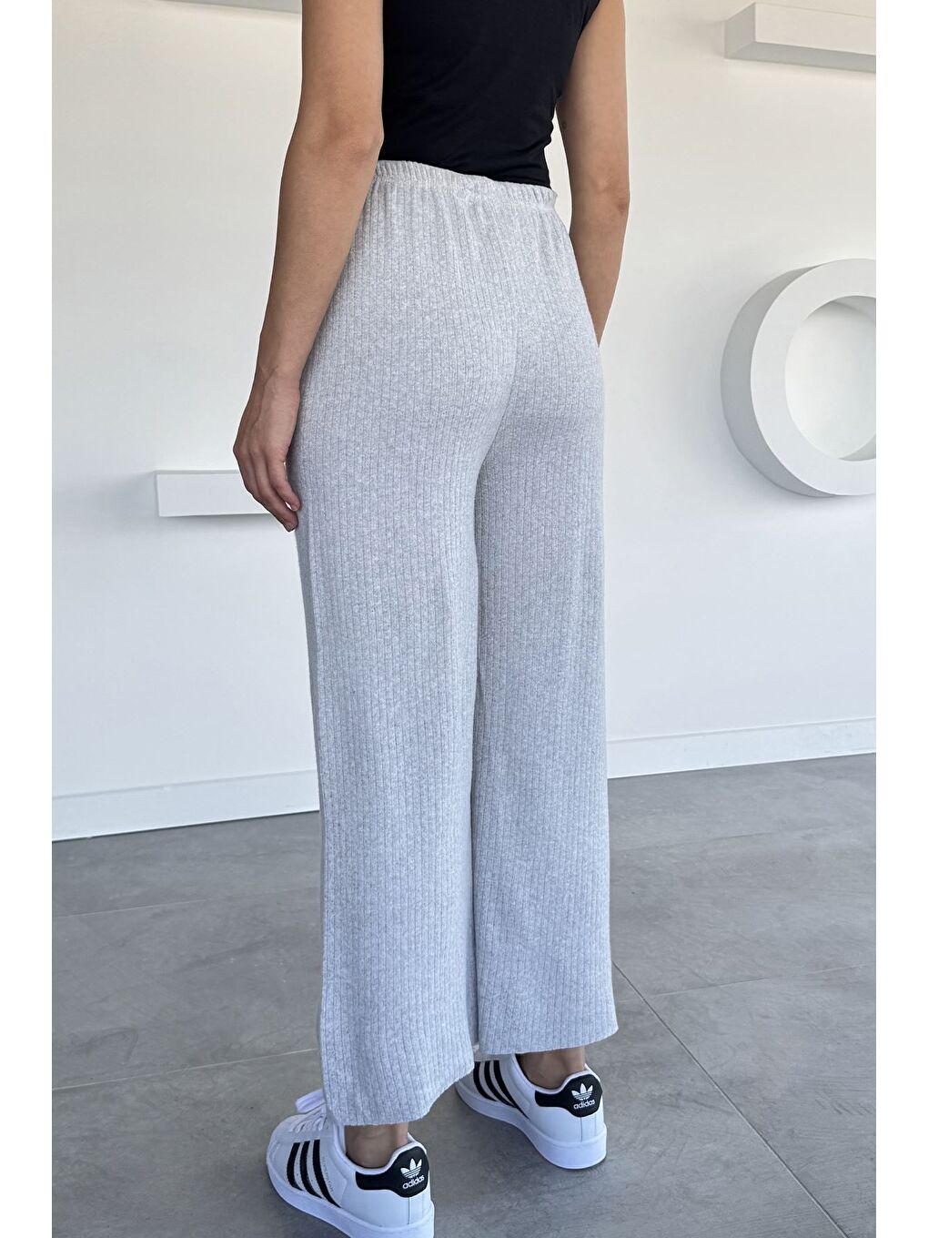 Gri Kadın Bel Lastikli Bol Paça Pantolon-2