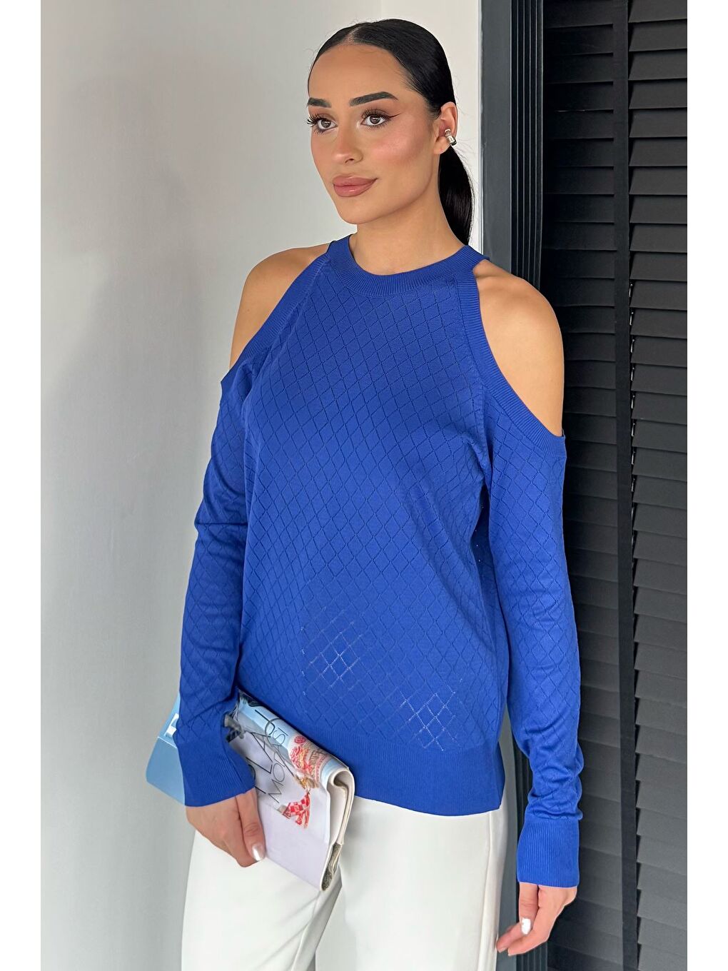 Mavi Omuz Dekolteli Kadın Triko Bluz-1