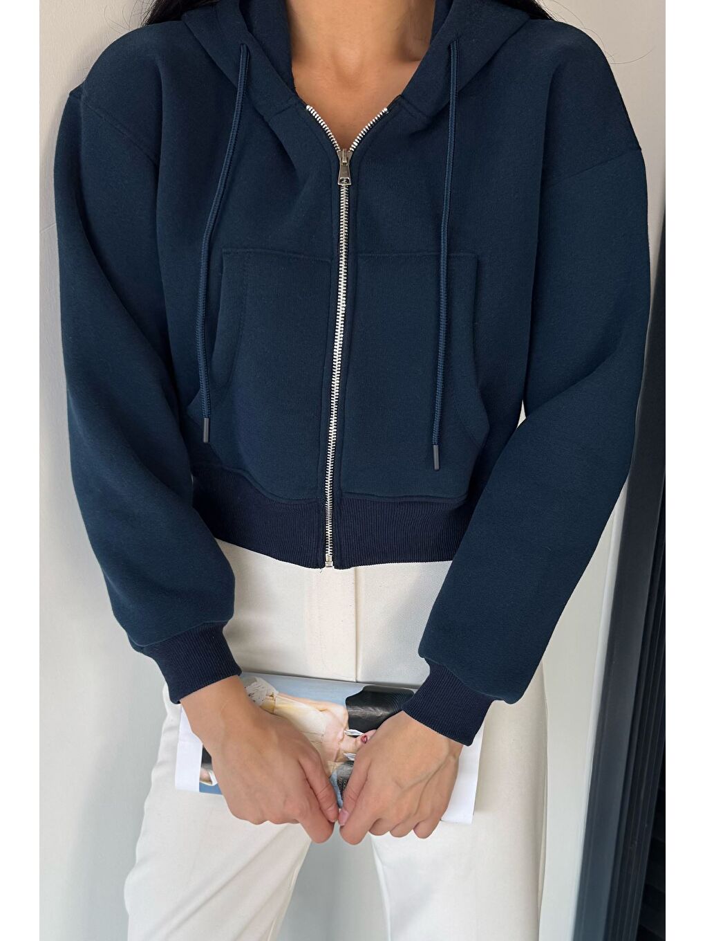 Petrol Kadın Kapüşonlu Şardonlu Ön Fermuarlı Crop Top Sweatshirt-1