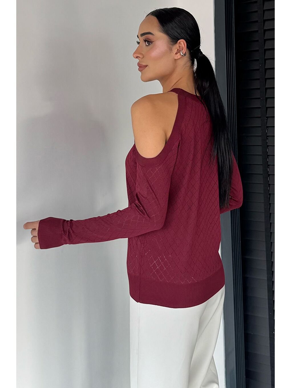 Bordo Omuz Dekolteli Kadın Triko Bluz-3