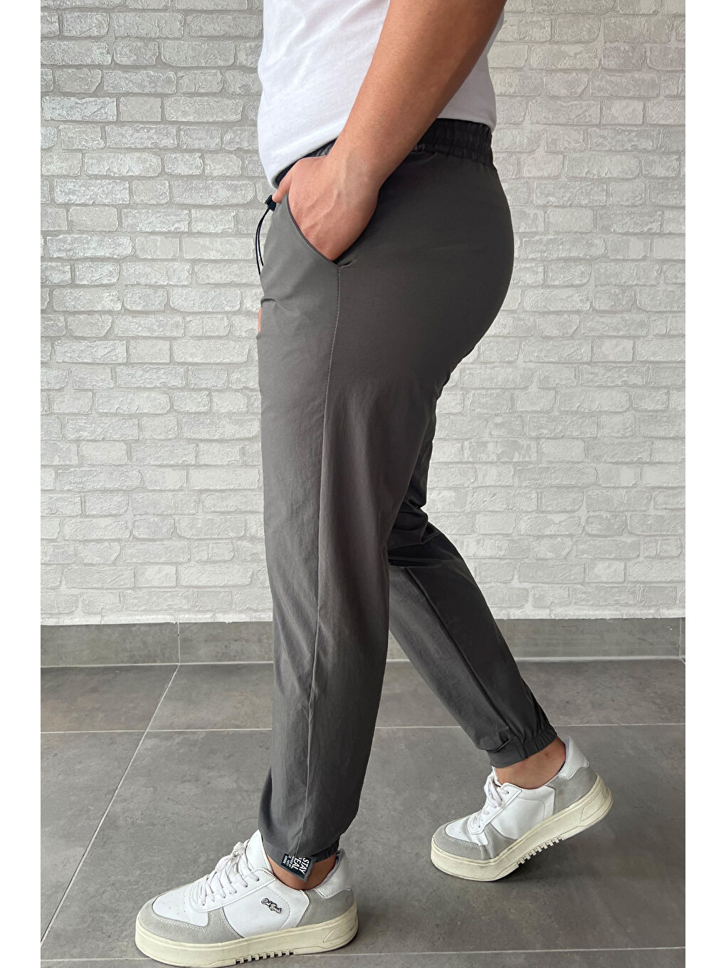 Mishar İtalia Haki Paraşüt Paça Cırtlı Slim Fit Jogger Pantolon - 3