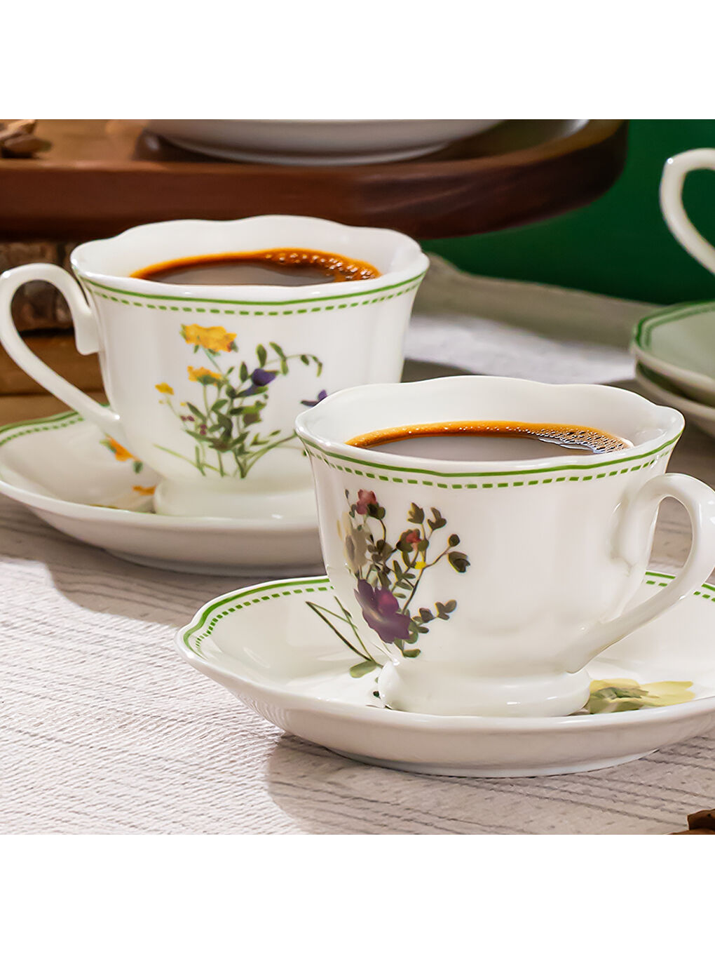 Beyaz Secret Garden 6 Kişilik 12 Parça Porselen Kahve Takımı-1