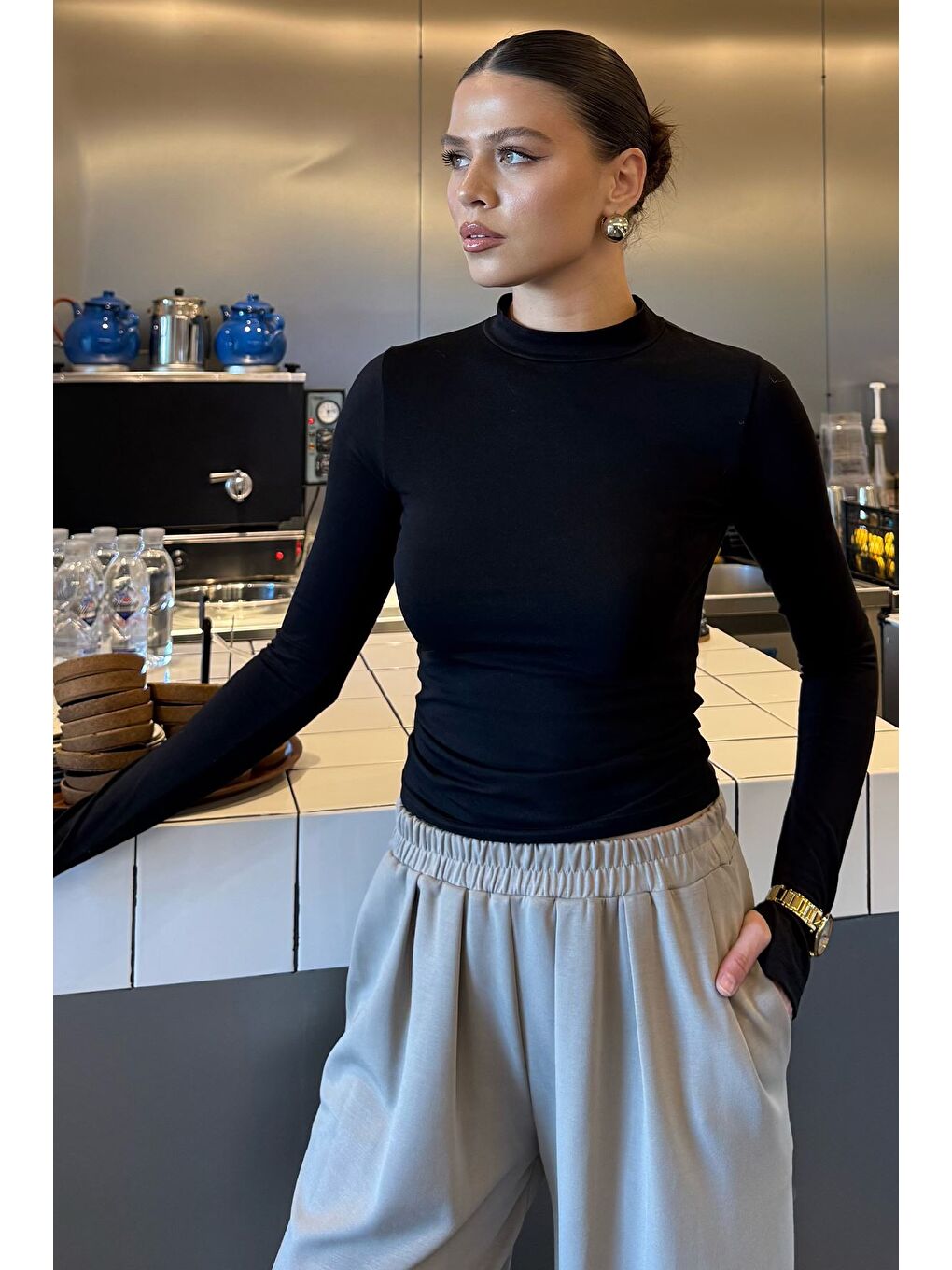 Siyah Kadın Yarım Balıkçı Yaka Parmak Geçmeli Elastanlı Body Bluz