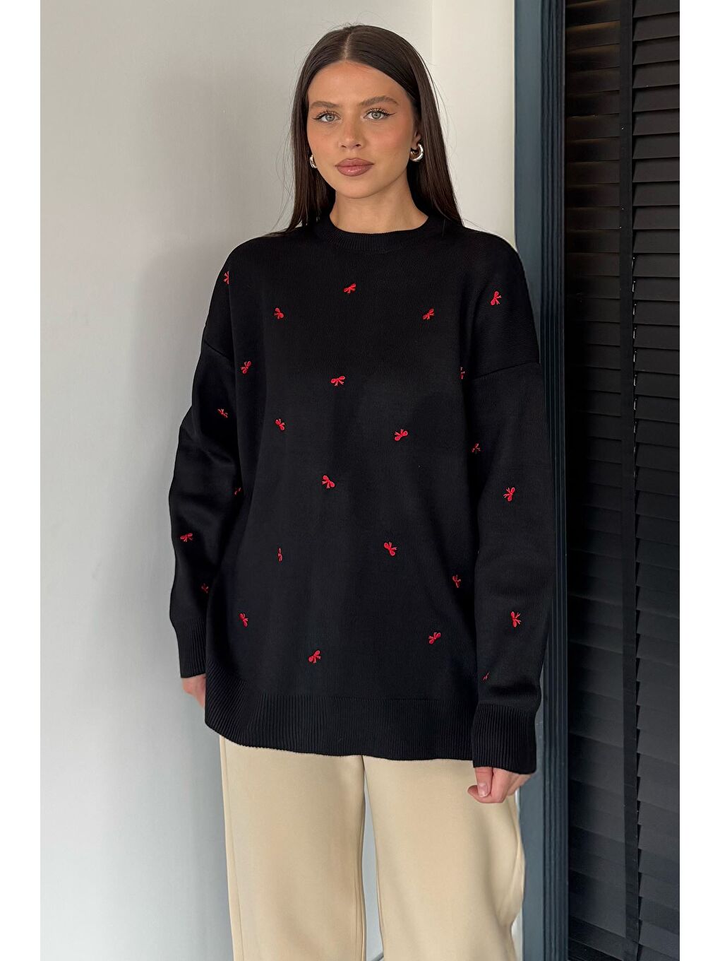 Siyah Kadın Kurdele Nakışlı Triko Kazak (m-l-xl Uyumludur)