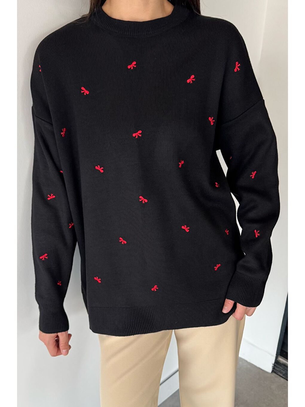 Siyah Kadın Kurdele Nakışlı Triko Kazak (m-l-xl Uyumludur)-1