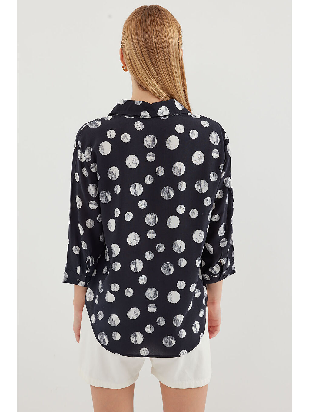20243 Önü Bağlamalı Desenli Gömlek - Siyah-3