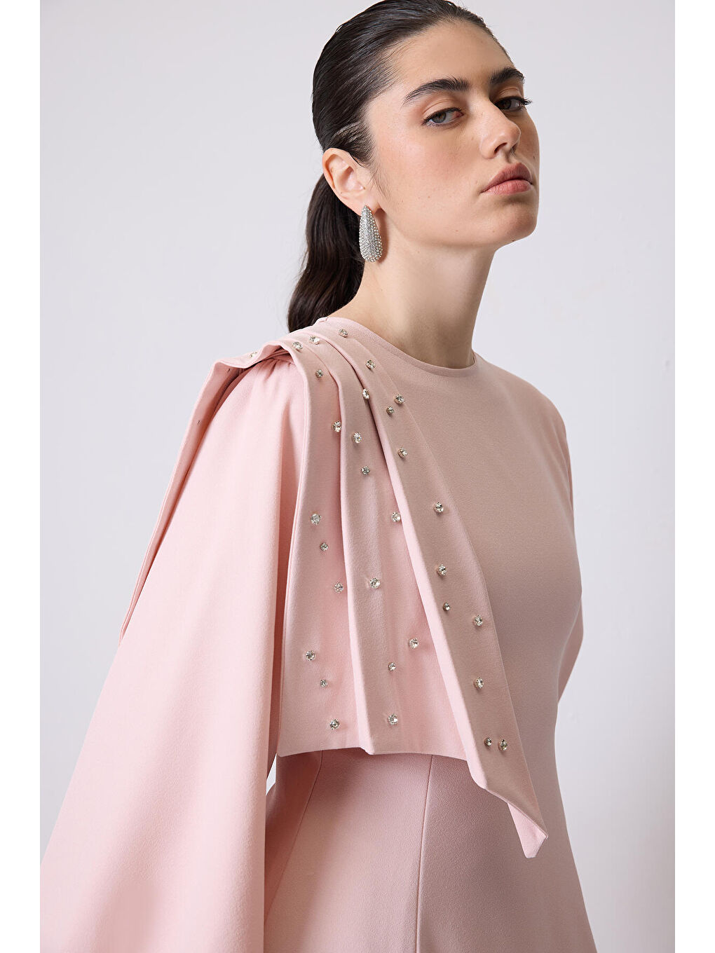 Pembe Taş İşlemeli Balon Kollu Elbise-1