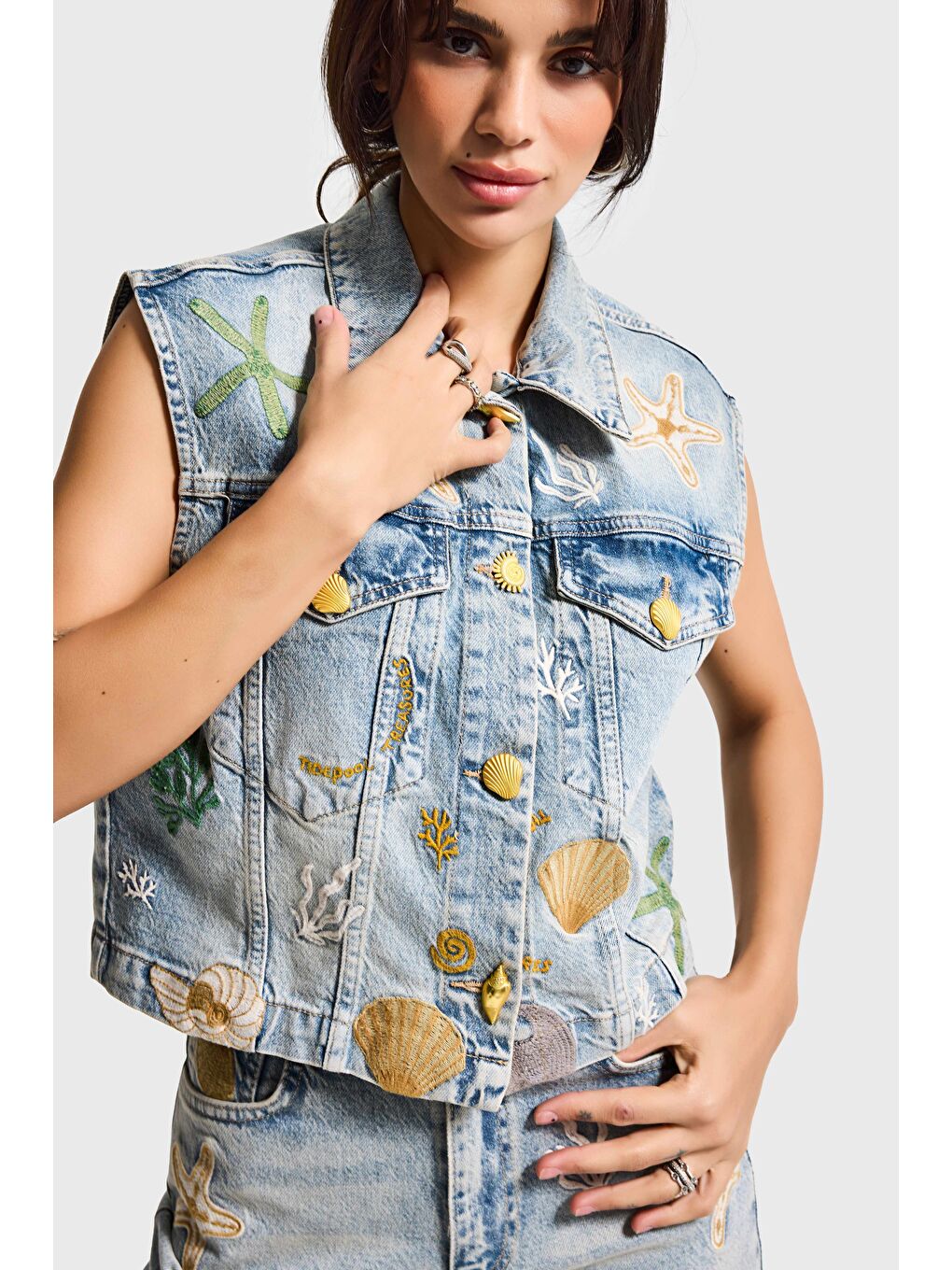 Mavi Kadın Jean Rengi 4s6-65 Düz Kesim Özel Desen Nakışlı Tasarım Denim Yelek-4