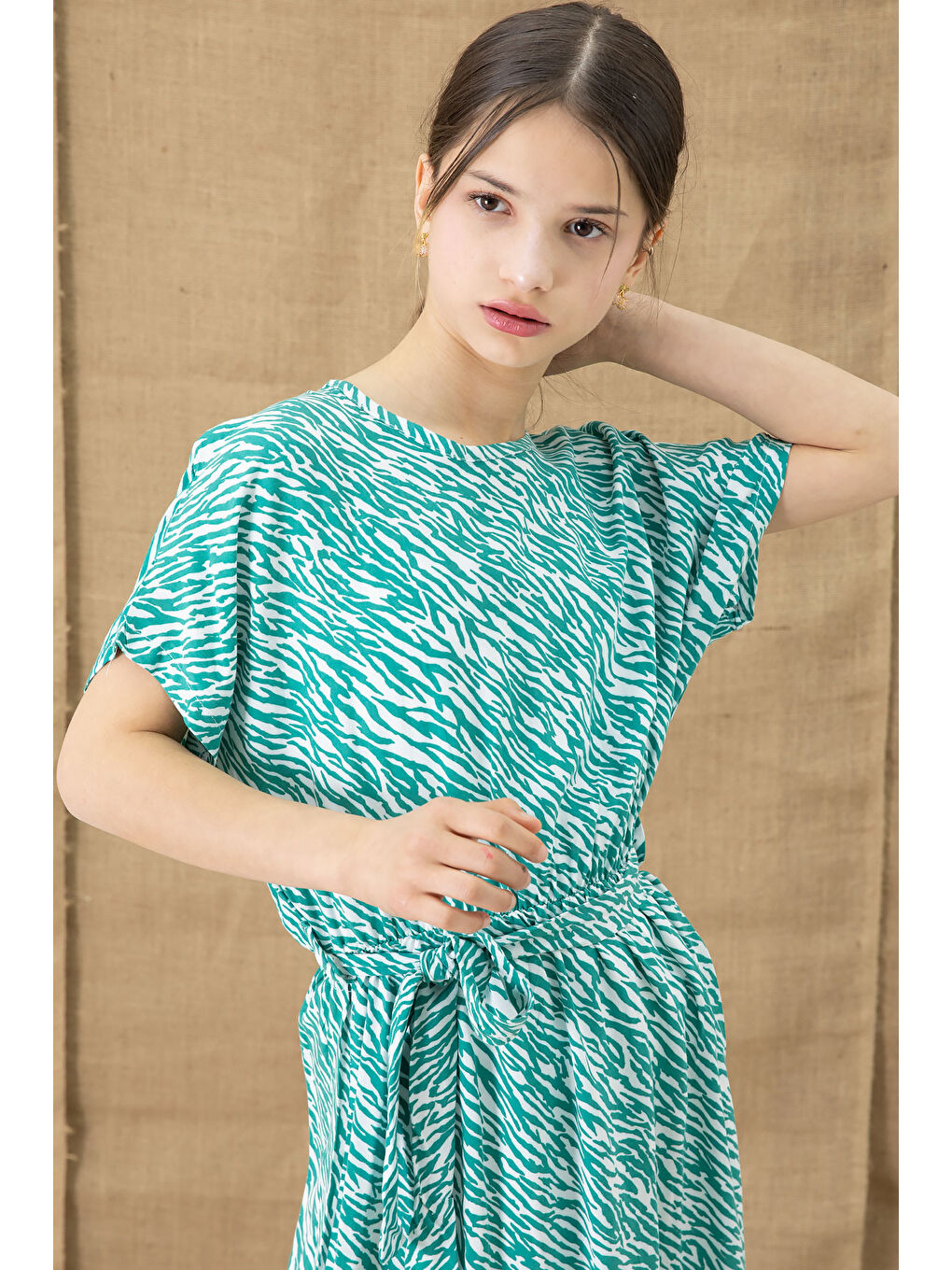 Yeşil Zebra Desenli Kuşaklı Kız Çocuk Kısa Kol Elbise 20770-1