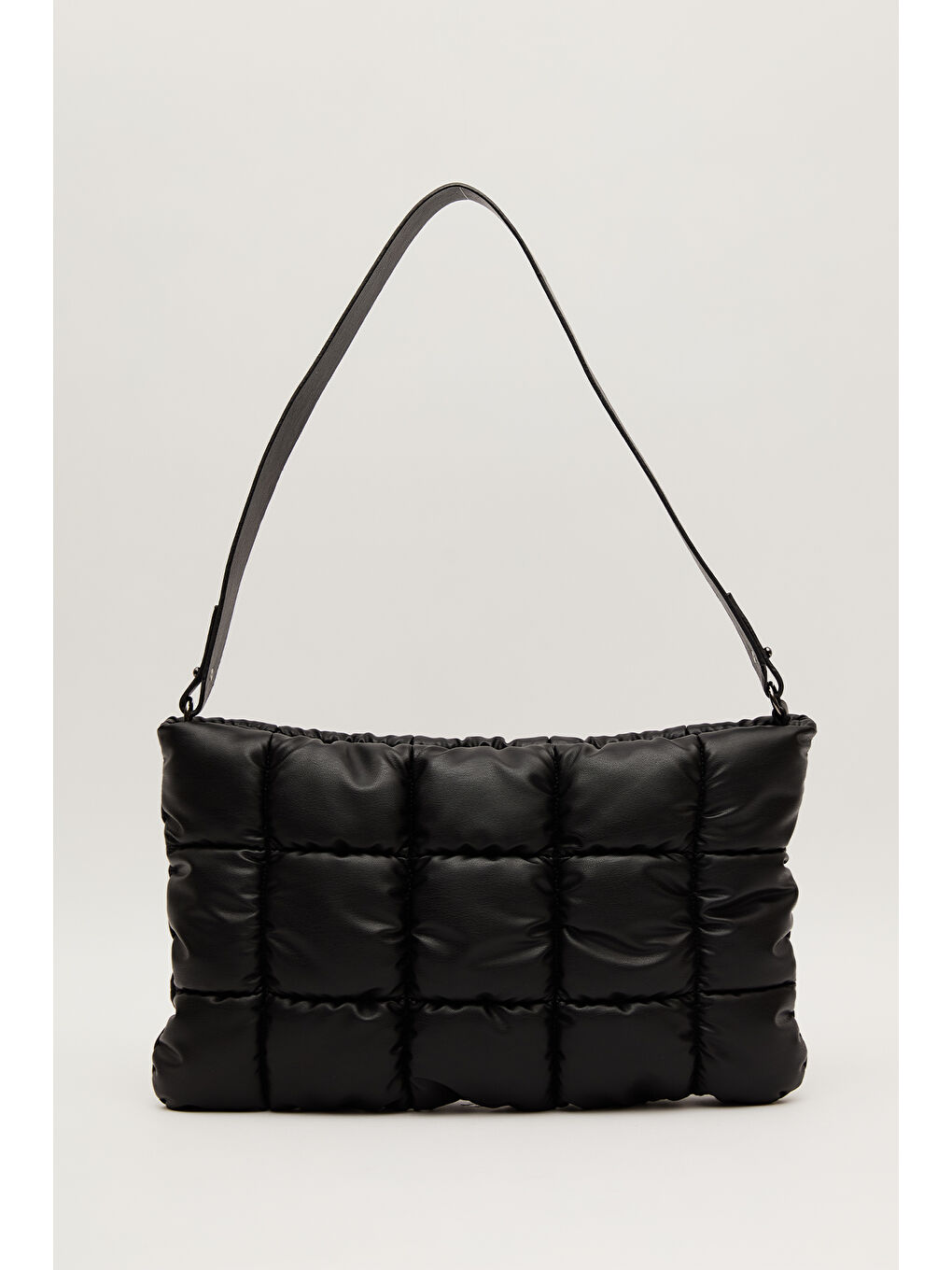 Kapıtone Deri Yumuşak Çanta Siyah