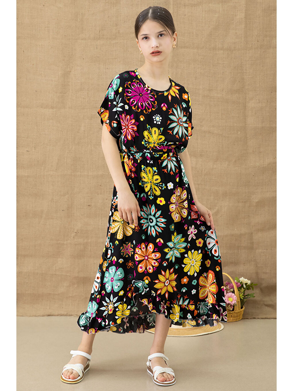 Siyah Çiçek Desenli Kısa Kol Kız Çocuk Kuşaklı Elbise 20768