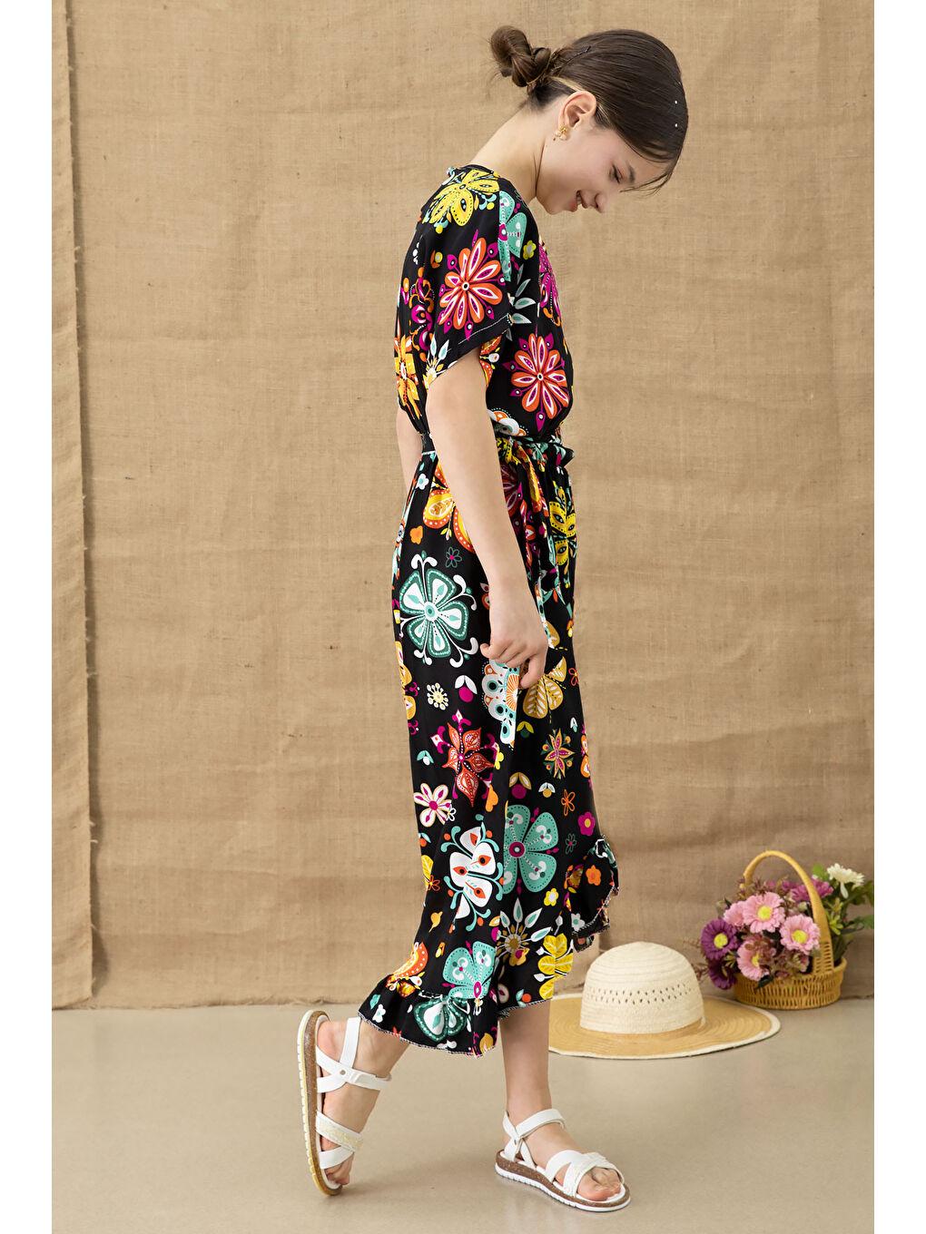 Siyah Çiçek Desenli Kısa Kol Kız Çocuk Kuşaklı Elbise 20768-3