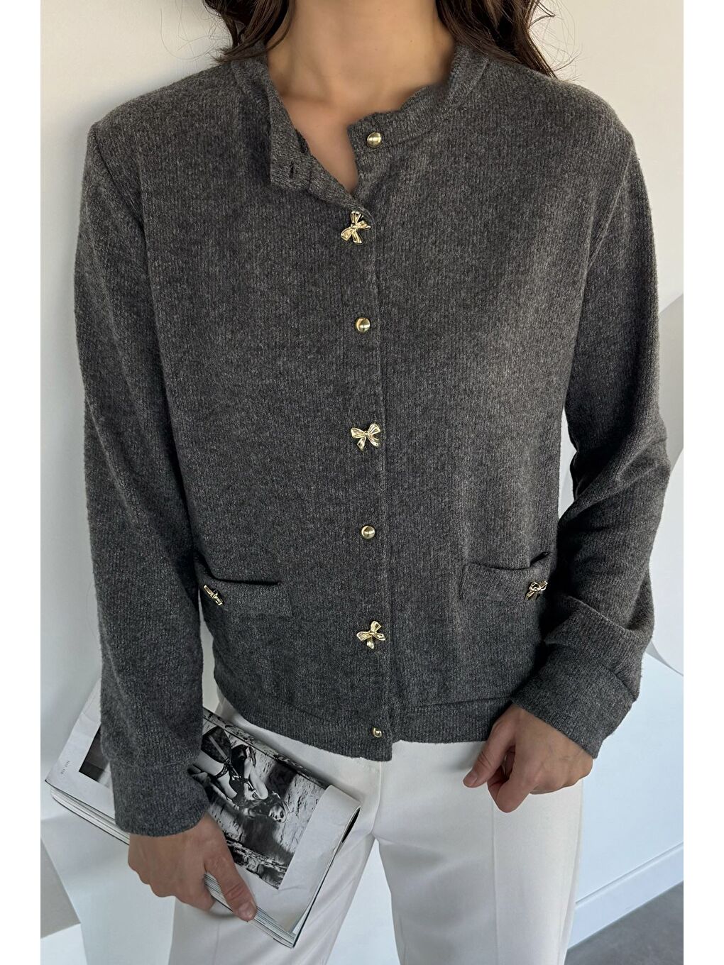 Antrasit Kadın Fiyonk Düğmeli Triko Hırka