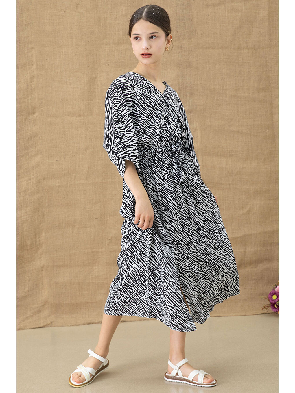 Siyah Zebra Desenli Kuşaklı Kız Çocuk Kısa Kol Elbise 20769